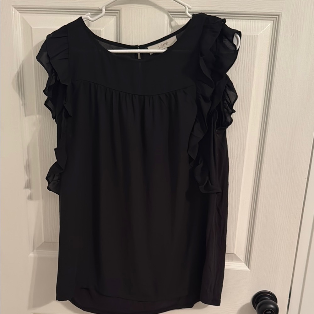 LOFT Women's Black Ruffle Sleeve Top